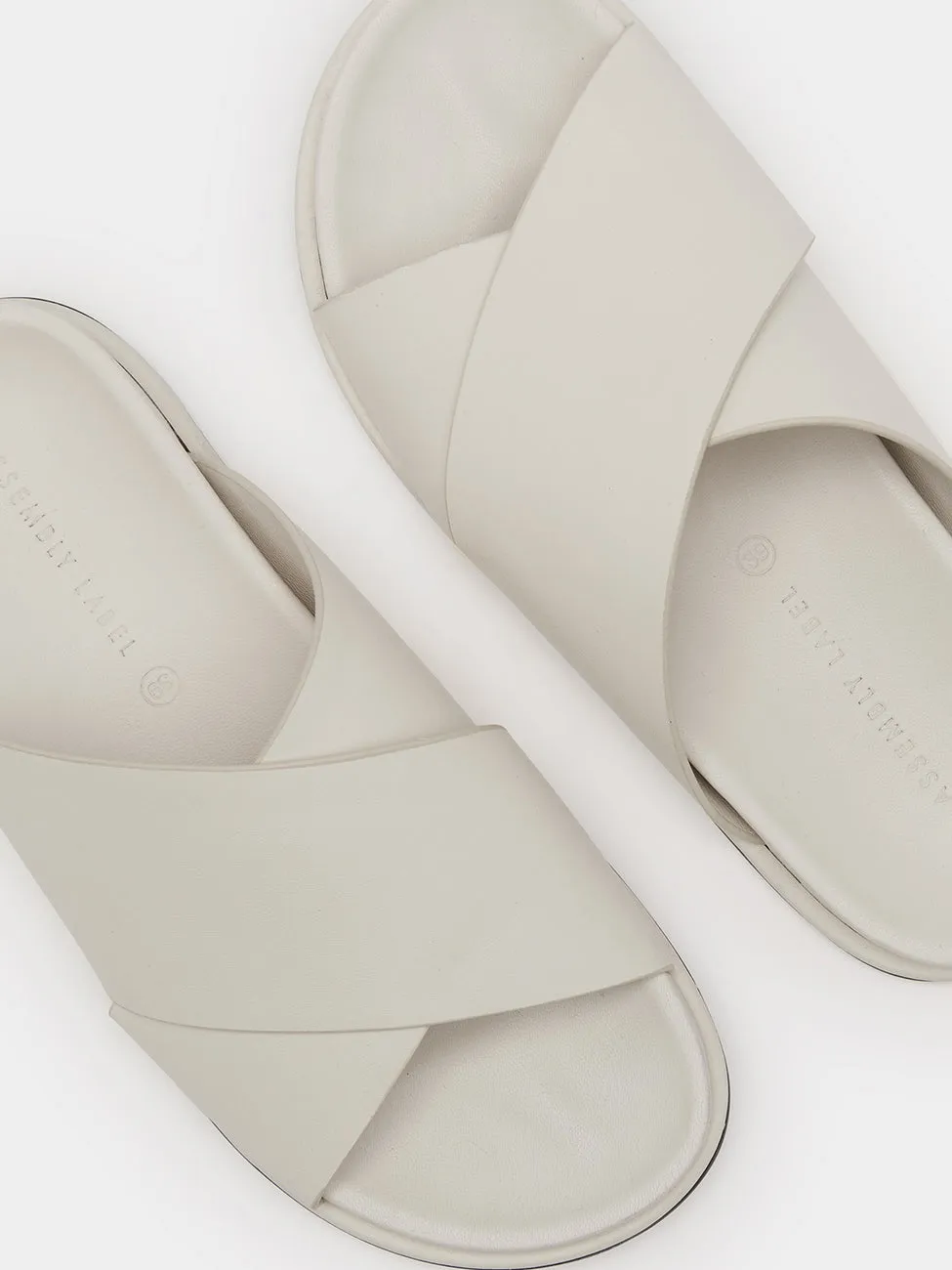 Assembly Label Crossover Slide in Antique White