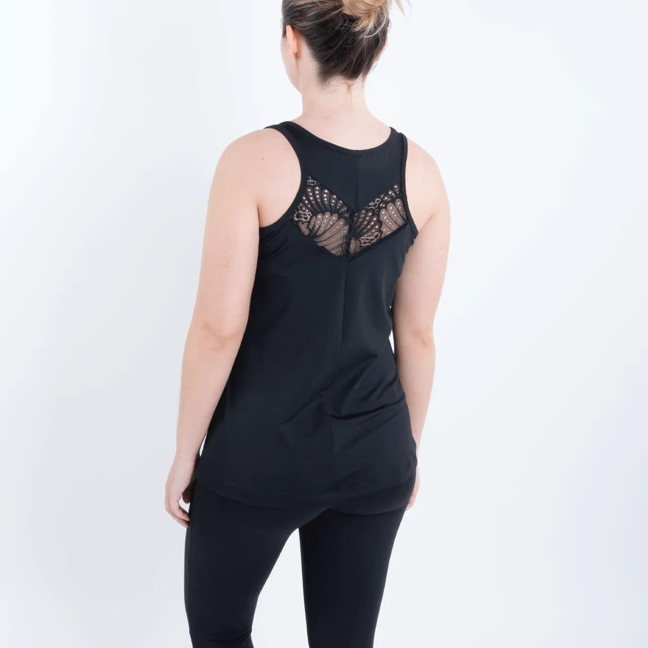 Scallop Lace Yoga Tank
