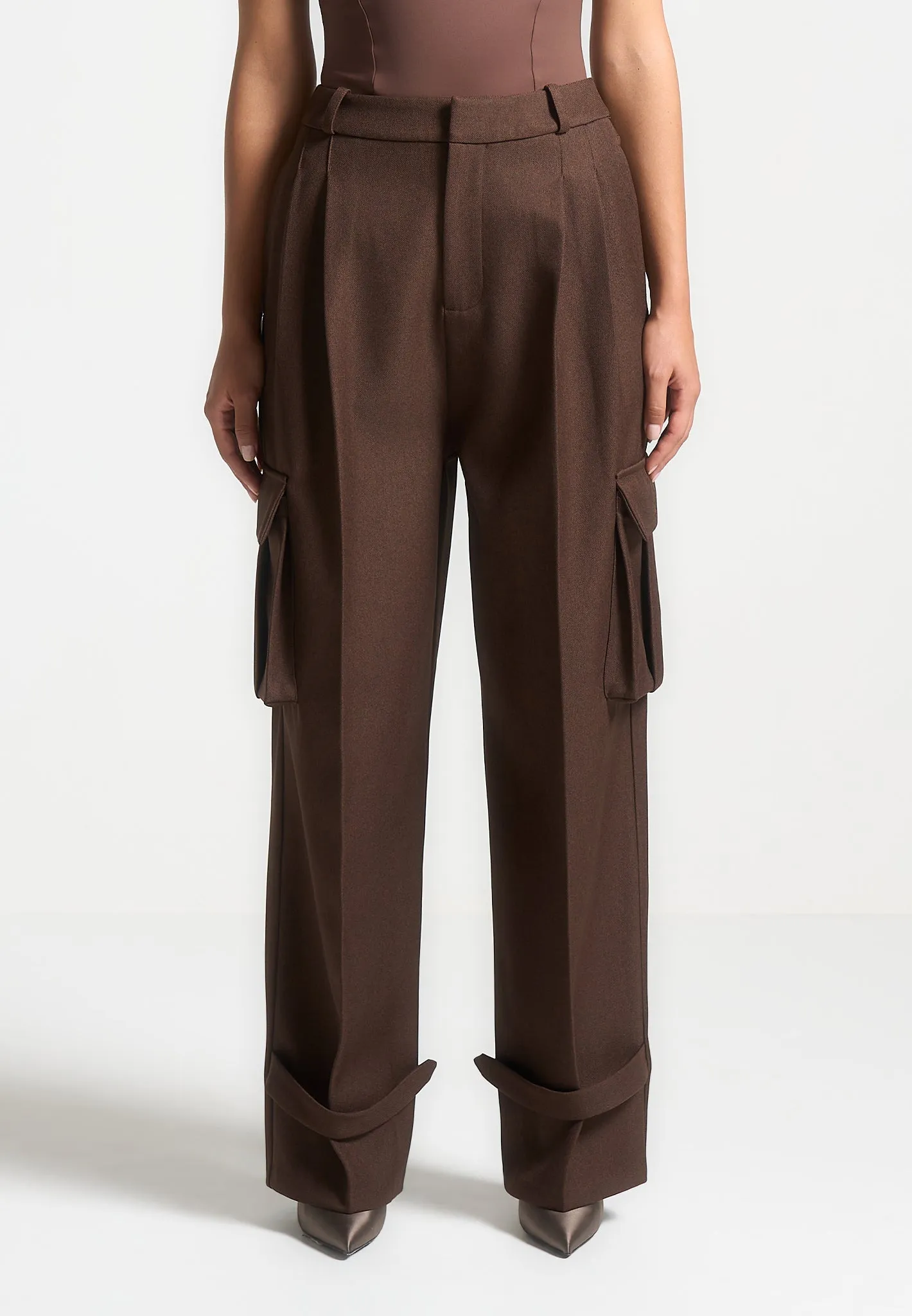 Tailored Pleated Cargo Trousers - Brown